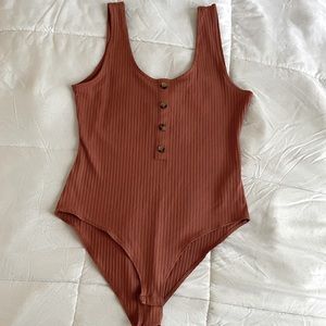 NEW!!!H&M Burnt Orange Ribbed Onsie! ❤️‍🔥